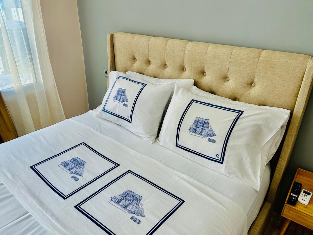 Port Twins Suites No1 El Pireo Exterior foto